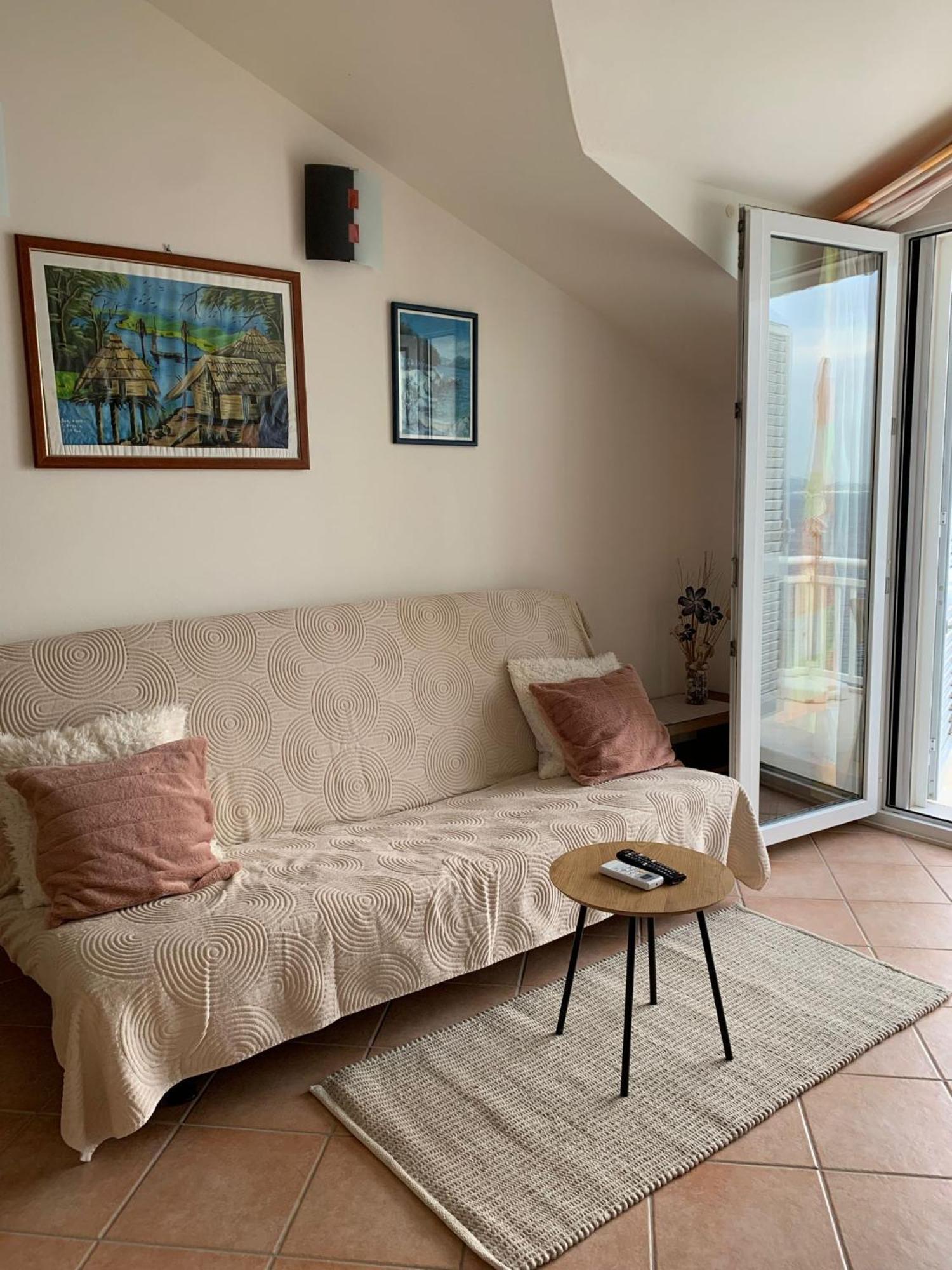 Ancora, Crkvice Apartment